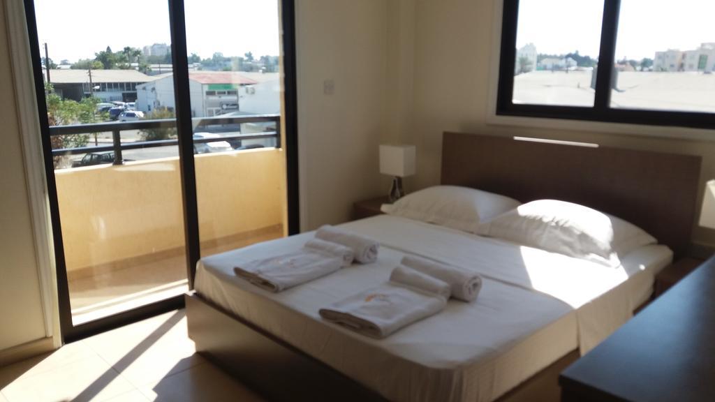 Appartement 202 Mandritis Court à Larnaca Extérieur photo