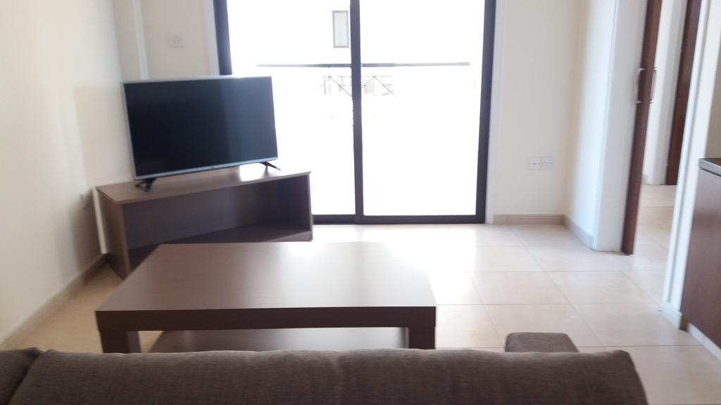 Appartement 202 Mandritis Court à Larnaca Extérieur photo
