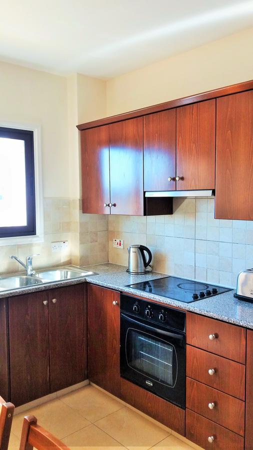 Appartement 202 Mandritis Court à Larnaca Extérieur photo